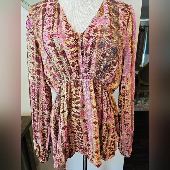 Savanna Jane Size Large Rayon V-neck Flowy Long Sleeve Top. Tribal Print - Picture 2 of 9